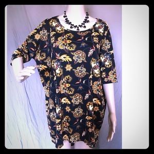 LuLaroe Black Paisley Design Irma Size Medium